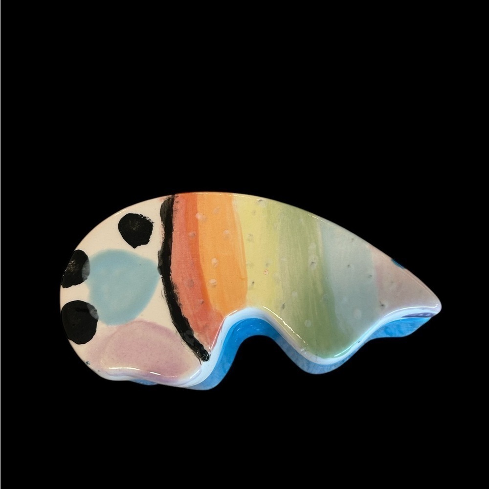 Hand painted ceramic‎ trinket box